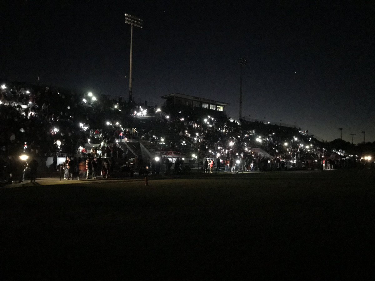 CoachJakeDawson's tweet image. Friday Night Lights 🤩