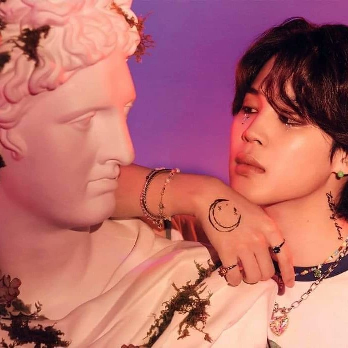 anaiahkth's tweet photo. Happy Jimintober! Love u always and forever superr late tho 💜✨
.
. 
#btsarmy #btsarchieves #BTS_Proof #HappyBirthdayJimin #ParkJimin https://t.co/O0dE6fiHzU