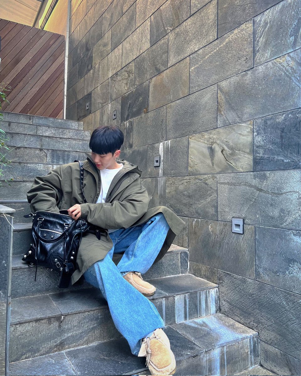naokohae's tweet photo. It's my baby and I's 10th month today 🥰 i love him so so much. https://t.co/7M6RD2FMoO