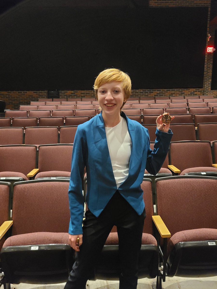 WC_SpeechDebate's tweet photo. -Alyssa Phillips 2nd Place in Interp and 6th Place Dramatic Interpretation
-Faith Wilson 6th Place Original Oratory https://t.co/ZMHcMt6Of4