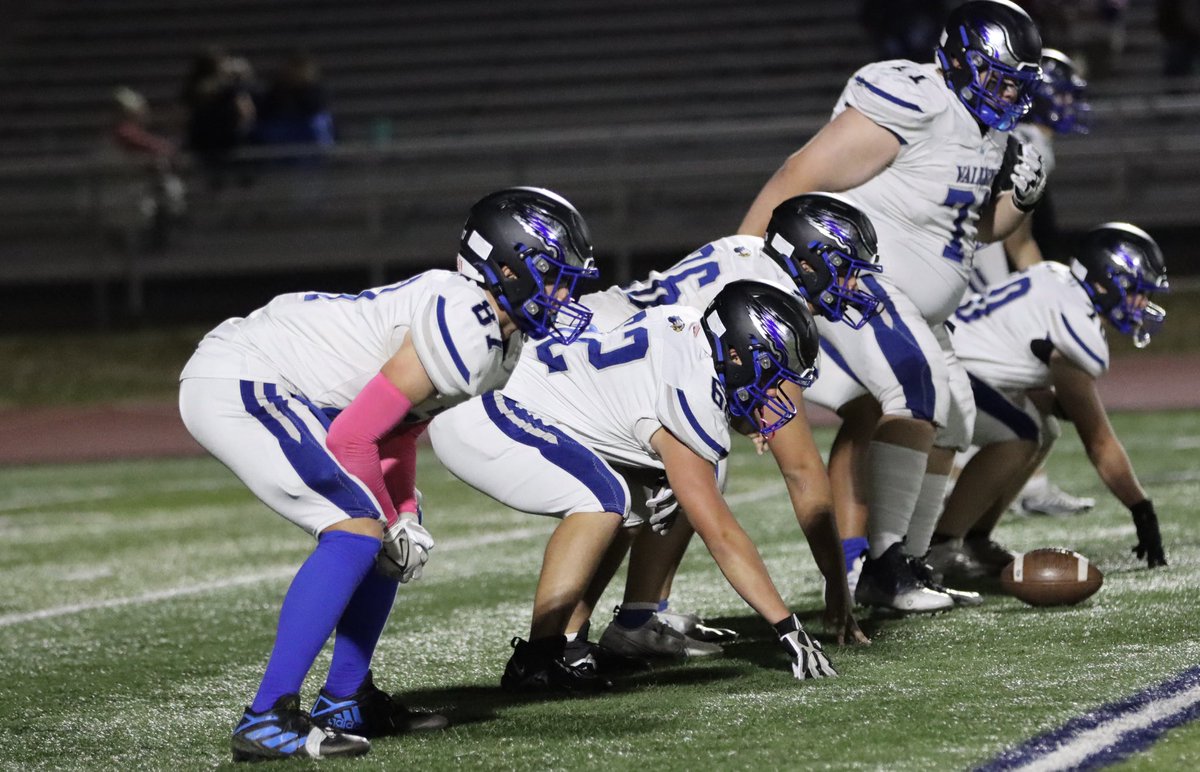 saltyphotos's tweet photo. Offense @GVEagleFootball @GVHSActivities @GVHSYearbook @GVHSEagleMedia https://t.co/BSlEwSGn6L