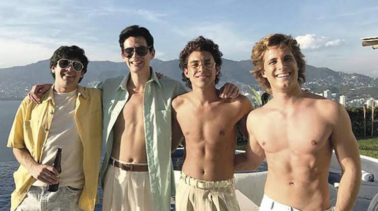 ger_fox's tweet photo. @Innmortal_ Elenco de la serie de #LuisMiguel jajajajaja https://t.co/iljJR00kpi