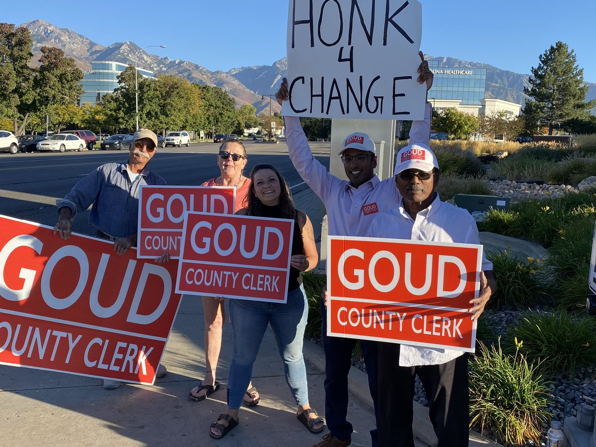 goud4utah's tweet photo. Thank you to the #goudcrowd for another successful honk and wave. There were a lot of people honking for change. 32 years of the same management is long enough. #goud4clerk #midvalecity #utpol https://t.co/k6kMMKGqf8