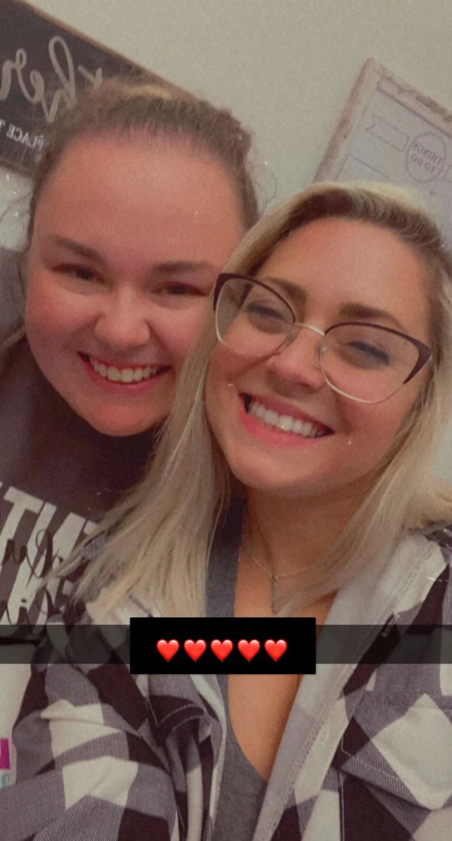 emilycarsonb's tweet photo. So blessed to have this girl as one of my besties❤️ https://t.co/Ad8MGLmvh0