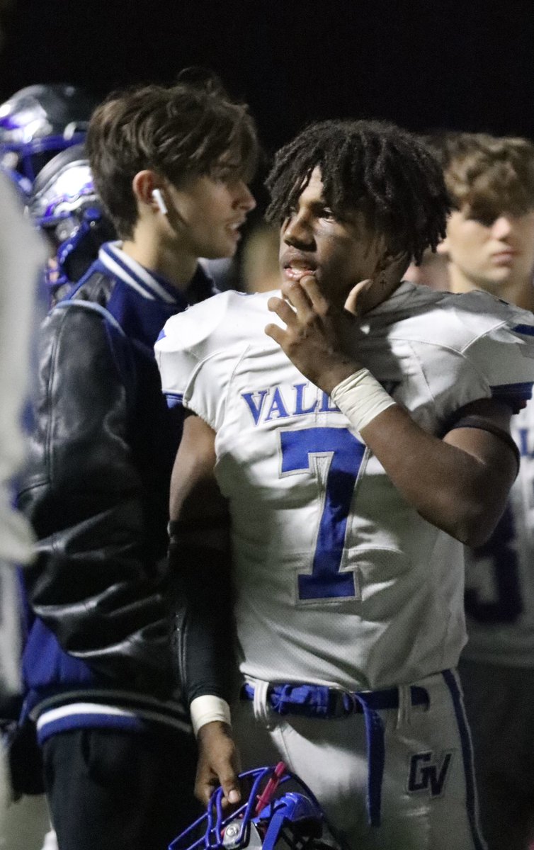 saltyphotos's tweet photo. Eagles @GVHSEagleMedia @GVHSYearbook @GVEagleFootball @GVHSActivities https://t.co/sPRzbByR4Z