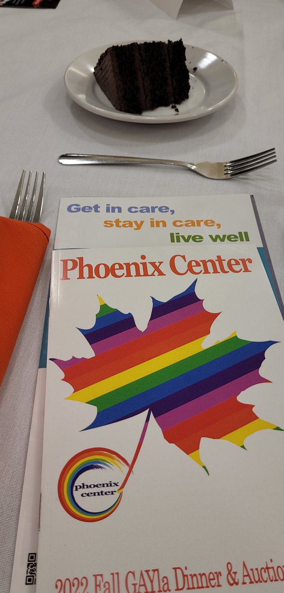 blmspi's tweet photo. What a great GAYla put on by our friends at Phoenix Center!!! We are so grateful for the compassionate work they do in our community. Their commitment to harm reduction makes our community a better place!! 🌈🏳️🌈
#PhoenixCenter #LGTBTQ #Pride #GAYla #BlackLivesMatter https://t.co/4x8lq5Fh15