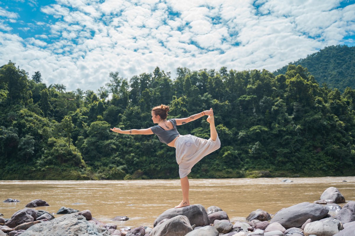 Yoga can be a powerful tool for finding peace in our lives.
livingyogaschool.com

#yogapractice #200hourttc #yoga #yogaschoolinrishikesh #bestyogaschool #hathayiga #onlineyogacourse #yogainindia #rishikeshyiga #health #fitness #healthymind #healthybody #asana #yogapose