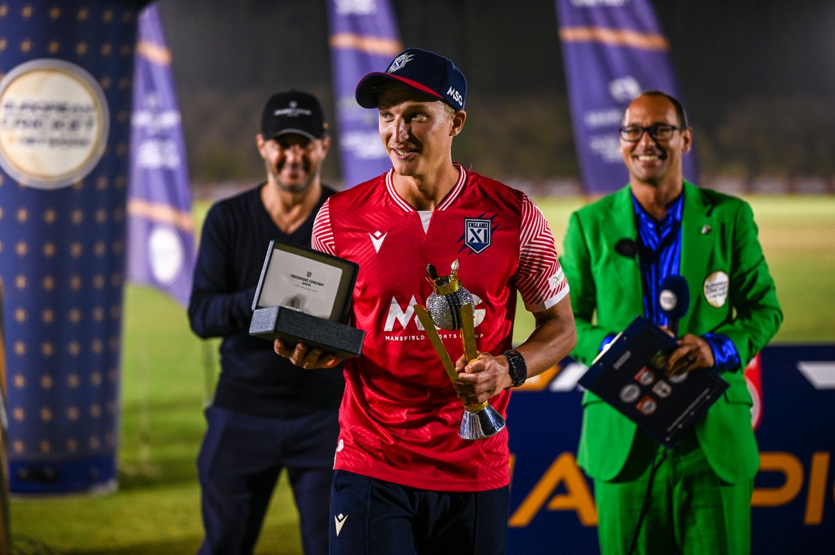 EuropeanCricket's tweet photo. Andy Rishton was named MVP of the European Cricket Championship 2022.
The England XI all-rounder scored 2️⃣0️⃣0️⃣ runs and picked up 1️⃣3️⃣ wickets in 1️⃣1️⃣ matches.
@NCCA_uk
#EuropeanCricketChampionship #ECC22 #CricketinSpain https://t.co/HuPOE4N5TM