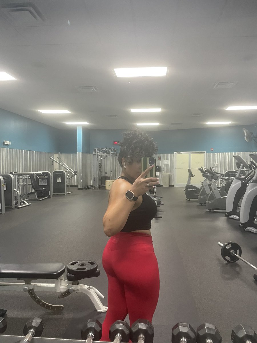 cEcii__1's tweet photo. Strong #175lbs solid https://t.co/tiUoCc99BM