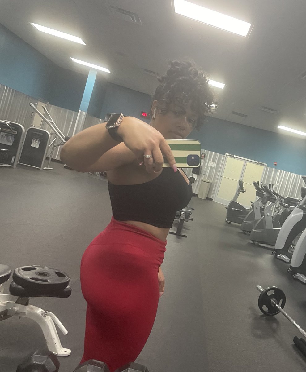 cEcii__1's tweet photo. Strong #175lbs solid https://t.co/tiUoCc99BM
