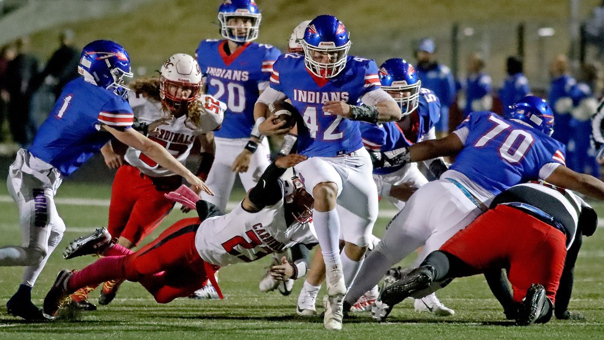 RichmondRsports's tweet photo. HIGH SCHOOL FOOTBALL
Final from Richmond ...
Madison Central 27, Clark County 14
Brady Hensley - 3 touchdowns (two rushing, one receiving)
Jayden West - TD catch
Indians (7-1) move to 2-0 in district
Central is set to return to action Friday at Bryan Station (2-0)
@MCentral_FB https://t.co/y5nmZUOTA2
