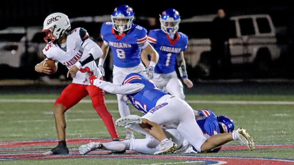 RichmondRsports's tweet photo. HIGH SCHOOL FOOTBALL
Final from Richmond ...
Madison Central 27, Clark County 14
Brady Hensley - 3 touchdowns (two rushing, one receiving)
Jayden West - TD catch
Indians (7-1) move to 2-0 in district
Central is set to return to action Friday at Bryan Station (2-0)
@MCentral_FB https://t.co/y5nmZUOTA2