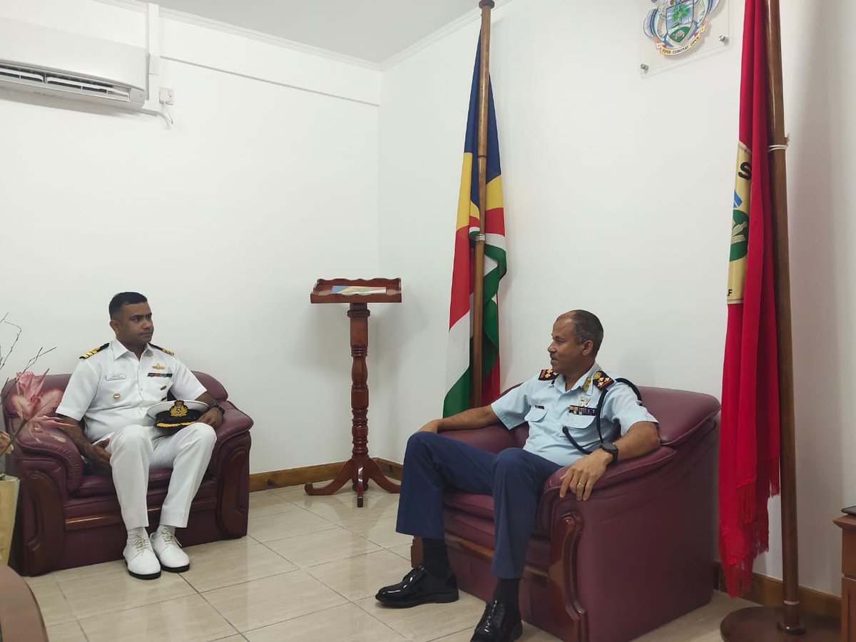 Captain of INS Suvarna met CDF, Brig Michael Rosette for a formal call on and discussed important issues of EEZ surveillance.