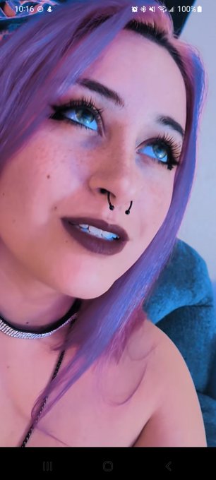 A still shot from my most recent TikTok. Bro I think I'm my own type. I want me to look at me like that