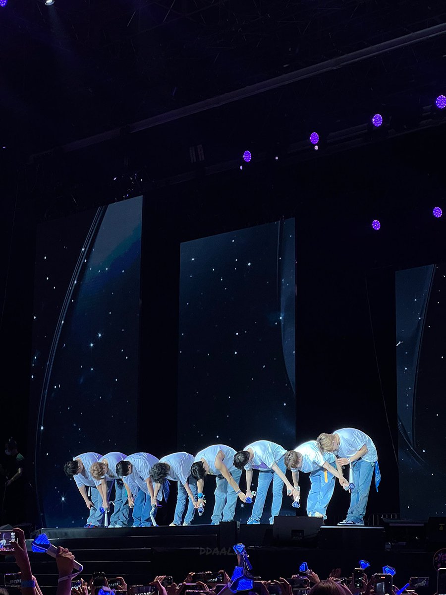 1986L_'s tweet photo. #SUPERJUNIOR 💙📷 https://t.co/tQWP9AroDd