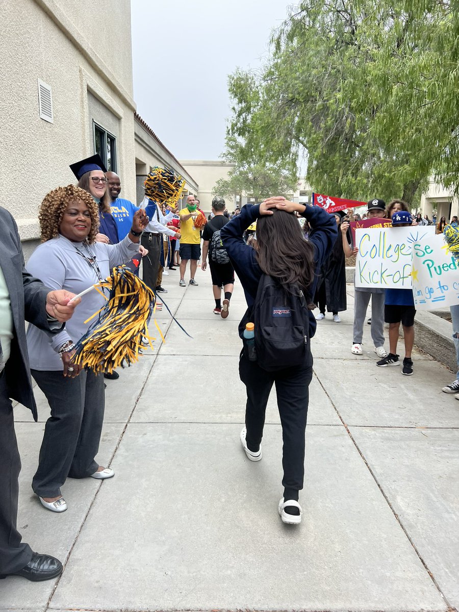 Palm Middle School tweet media