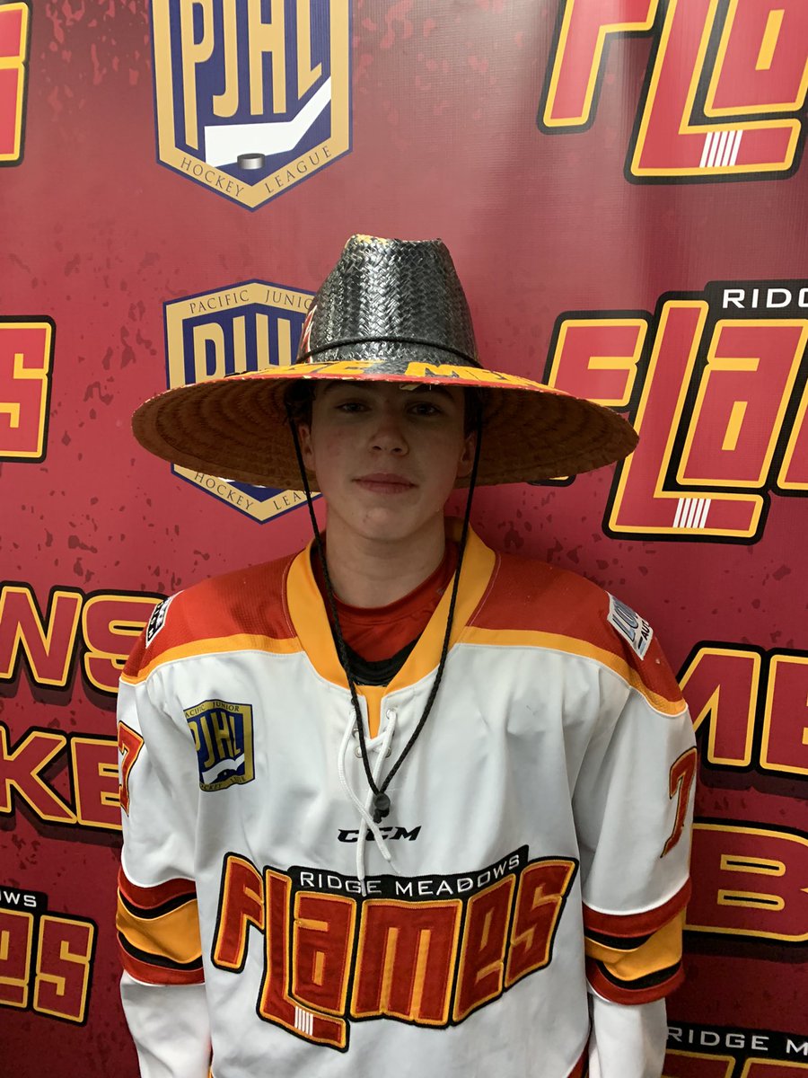 flamesjunior's tweet photo. 7-4 win tonight vs White Rock!
The hard hat winner, with 1 goal, is Markus Jack! 
🔥🔥🔥🔥 https://t.co/hn6BXHCwiX