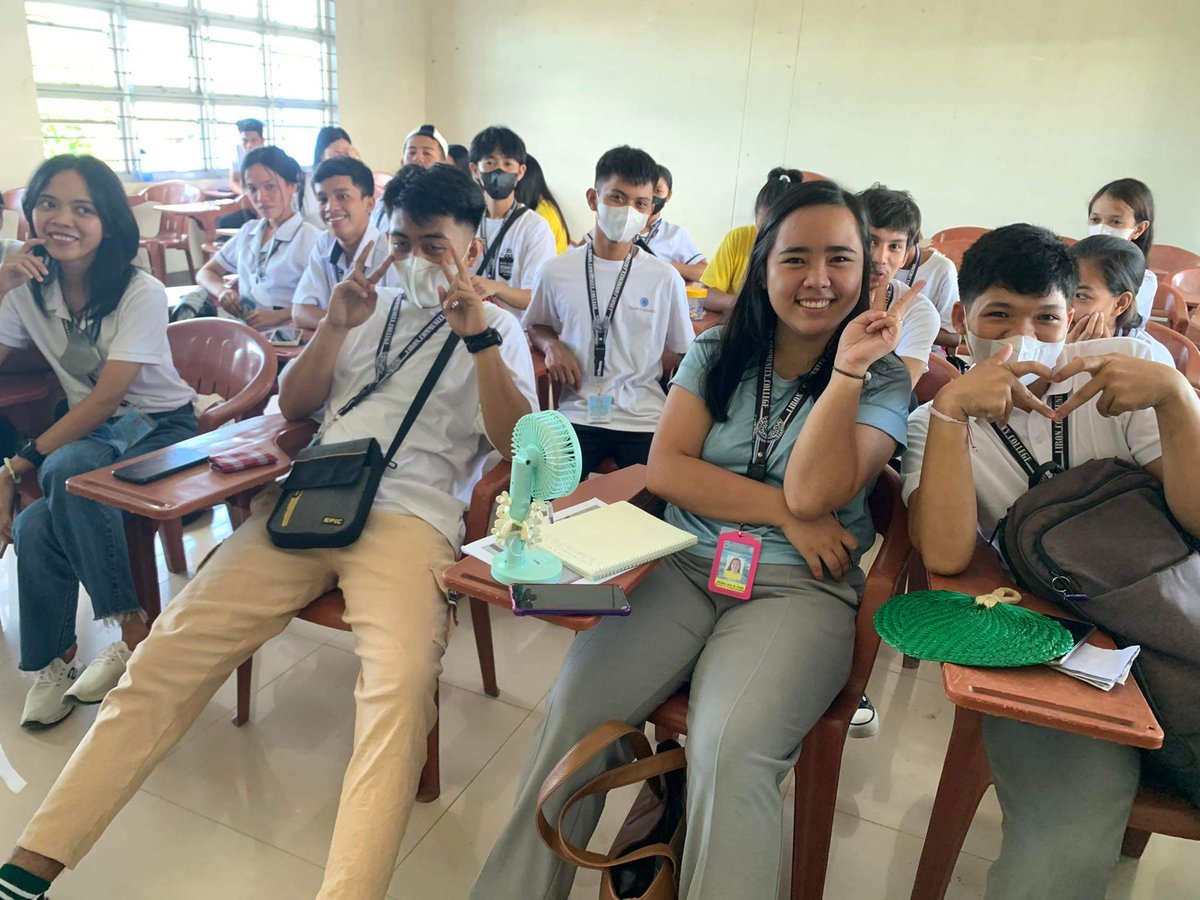 rgnbvs's tweet photo. Atm.. https://t.co/OSLecIe4WR