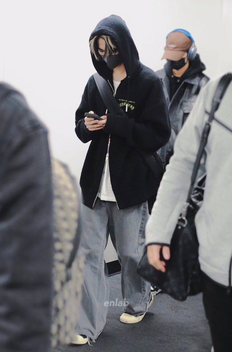 221014 

#NI_KI #니키 #ニキ #ENHYPEN #엔하이픈