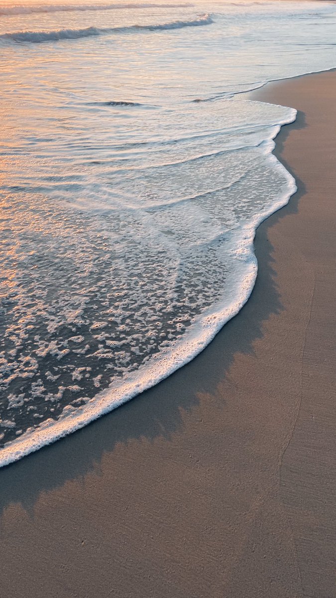 _hazqq's tweet photo. Sunrise pagi tadii . https://t.co/GCQyRAmZre