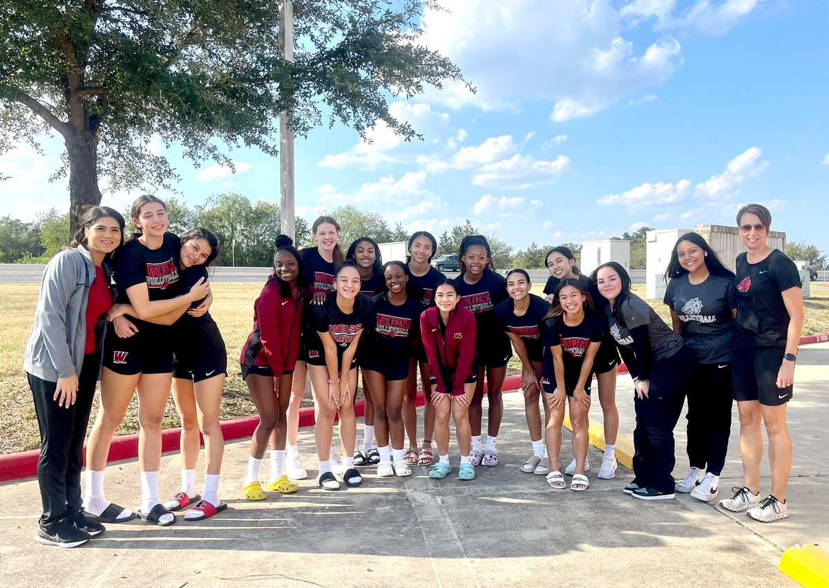 weissvolleyball's tweet photo. 🚨 Weiss defeats Bryan in 3 tonight! Great job ladies! 👏🏼 Keep up the hard work #EarnedNotGiven 🐺💪🏼Next up: Harker Heights 👀@PfISDAthletics @FlxAtx @varsity_news @VypeATX @KMACChuck @texasvbi @PrepDigTX @LoneStarVB @WeissHighSchool #BeTheOneWolfpack The Wolfpack improves to 8-2 https://t.co/qRoaSlgVsn