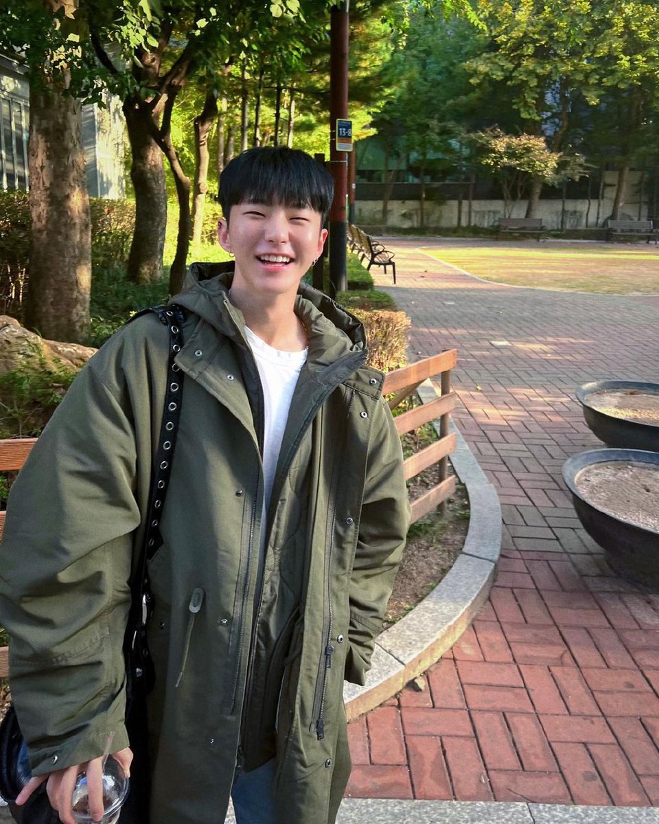 naokohae's tweet photo. Favorite person 🥰 https://t.co/BIIX5k9N3o