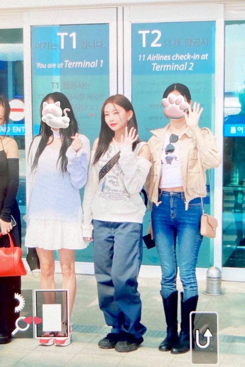 cherrybean_hb's tweet photo. 221015 ICN

#모모랜드 #혜빈 #MOMOLAND #HYEBIN #モモランド #ヘビン https://t.co/RNn0aDrz3e