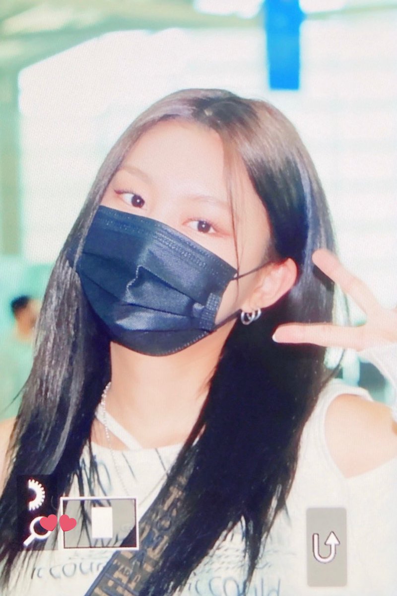 cherrybean_hb's tweet photo. 221015 말간말랑고양이

#모모랜드 #혜빈 #MOMOLAND #HYEBIN #モモランド #ヘビン https://t.co/CU6kbJlDnh