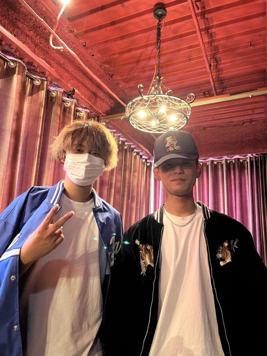 Dis4uMCBATTLE's tweet photo. 戦極MCBATTLE公式
youtubeにて生中継アリ
Dis4U MCBATTLE EPISODE5

予選勝ち上がりは
lame ass flexin
タカトラ

10月15日(土)
Rlounge 6階
本戦17時 https://t.co/RxuFAKt8Cw