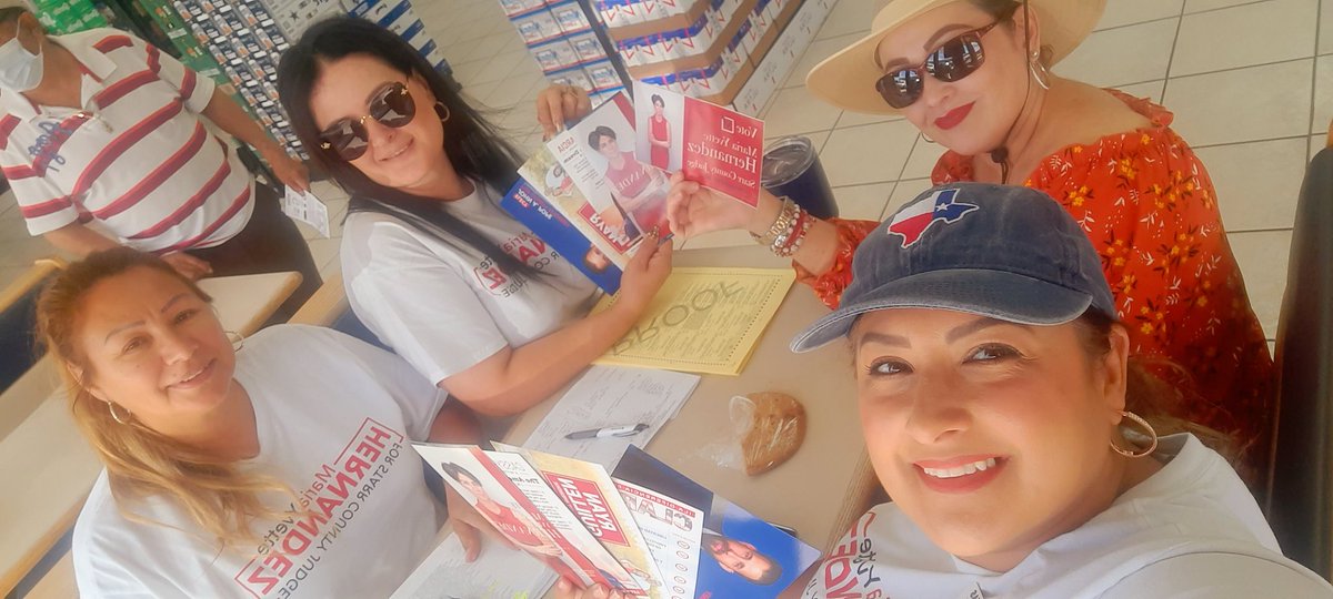 IselaLindquist's tweet photo. This is how we roll 🚗 in #RomaTexas #StarrCounty...voter contact and community engagement for #MariaYHernandezforStarrCoJudge @CasandraLGarcia @RyanGuillen #JohnPopeforStarrCoAttorney! 🇺🇲🐘❤️ Looking forward to #TexasVictory in Nov! #SouthTexas #RedWave #LeadRight #LoneStarHerd https://t.co/aRPNLfJcNo