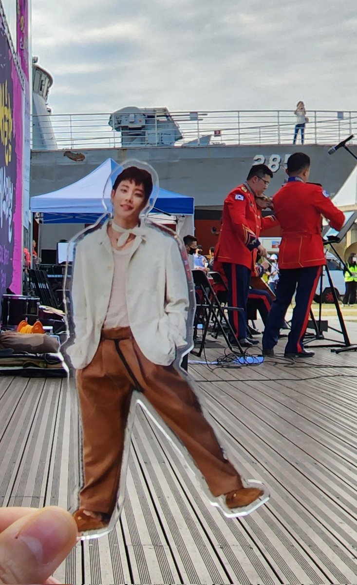 myungjuni5959's tweet image. 군악대 현악무대에 우리쪼꼬미 
쭈니도 찰칵📸💕

#육군사관학교 #육사군악대 #김명준 
#엠제이 #MJ #아스트로