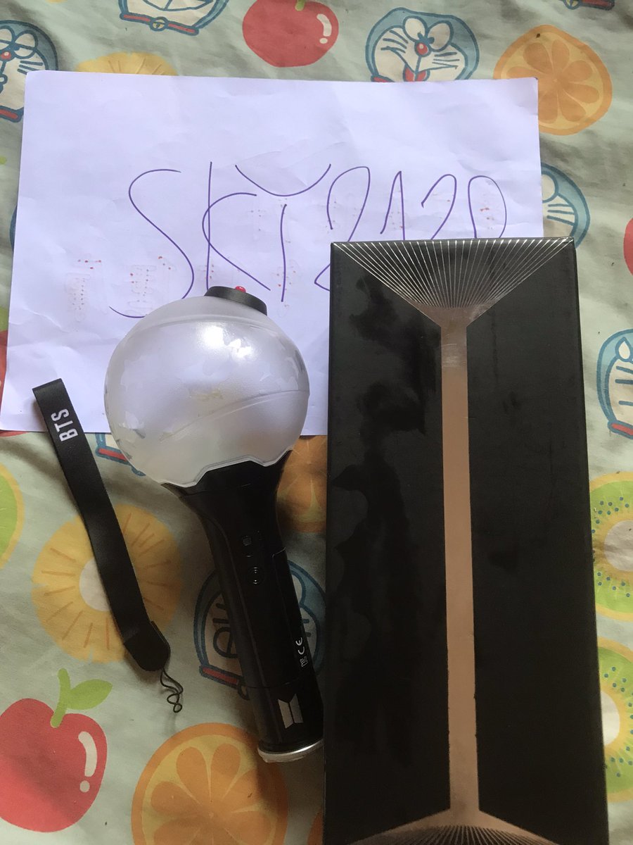 sky_2122's tweet photo. อามี่บอม 
V. 1 ราคา 450 รวมส่ง ไฟใช้งงานไม่ได้
V. 2 ราคา 650 รวมส่ง 
V .3 ราคา 890 รวมส่ง 
V. SE ราคา 1,200 รวมส่ง
ระไฟใชงานได้แต่รางถ่านผมทำหายคับ ไม่เคยใช้งาน ดูเพิ่อเตอมสอบถามได้คับ #ปล่อยของสะสมบังทัน #ตลาดนัดรถไฟบังทัน #ตลาดนัดบังทัน #ตลาดนัดรถไฟBTS #ตลาดนัดBTS https://t.co/npbwkR8KE9
