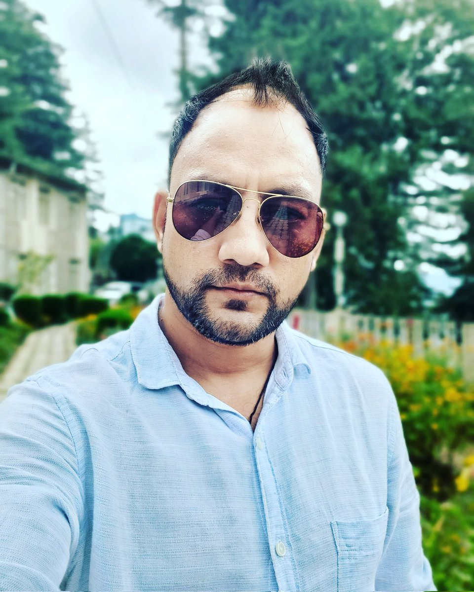 AakashSnegi's tweet photo. "If you are searching for that one person who will change your life, take a Look in the Mirror."

#selfmotivation #Love https://t.co/jPpVFTtgML