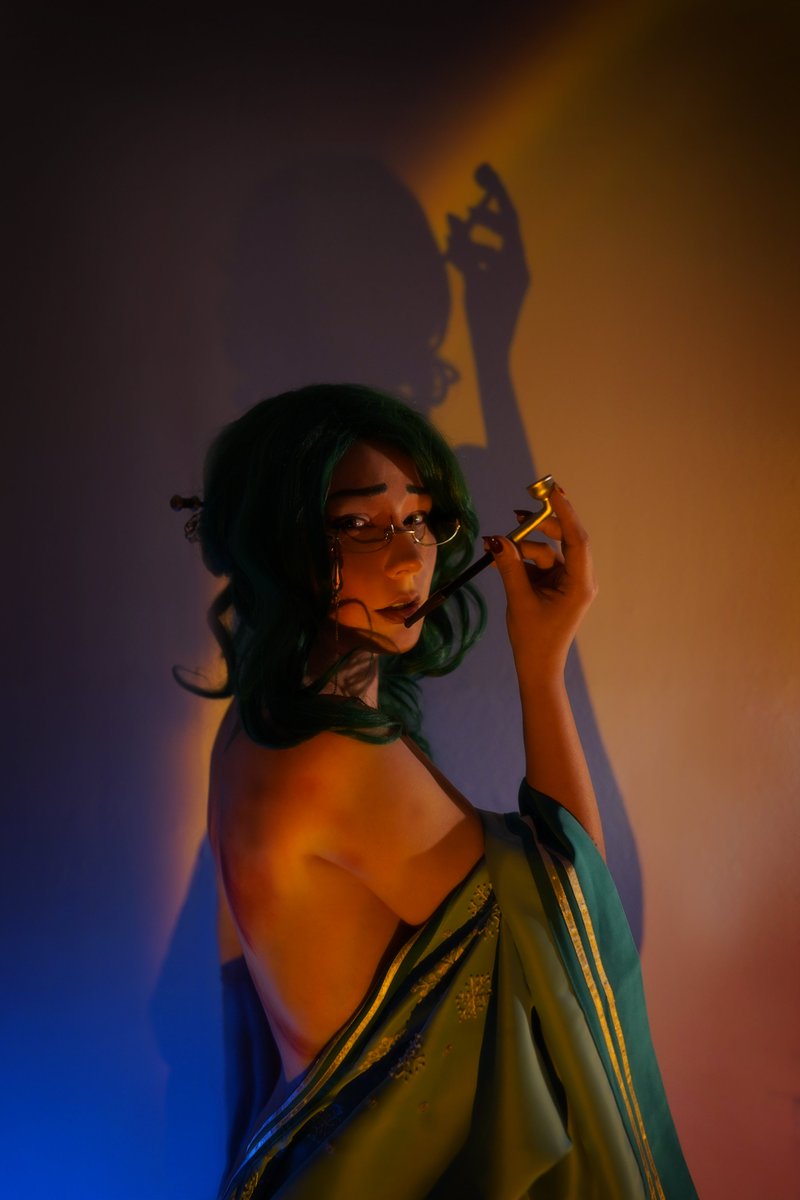 Jade_Poison's tweet photo. 🧡💙💚 #zhongchizhuweek @ZCBweek
°
Day6 - Biting
°
#Zhongli - @lead_dragon_ 🔶
#Tartaglia - @milana_tepesh 💦
#Baizhu and edit - @Jade_Poison 🐍
photo - @trbrm_ 📸 https://t.co/aNsV5YZN3B