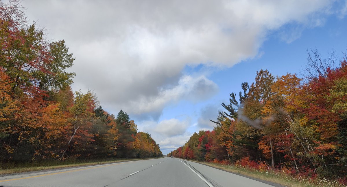 abhay_edu's tweet photo. @Montreal On the way to Ontario https://t.co/NjEIsommxe