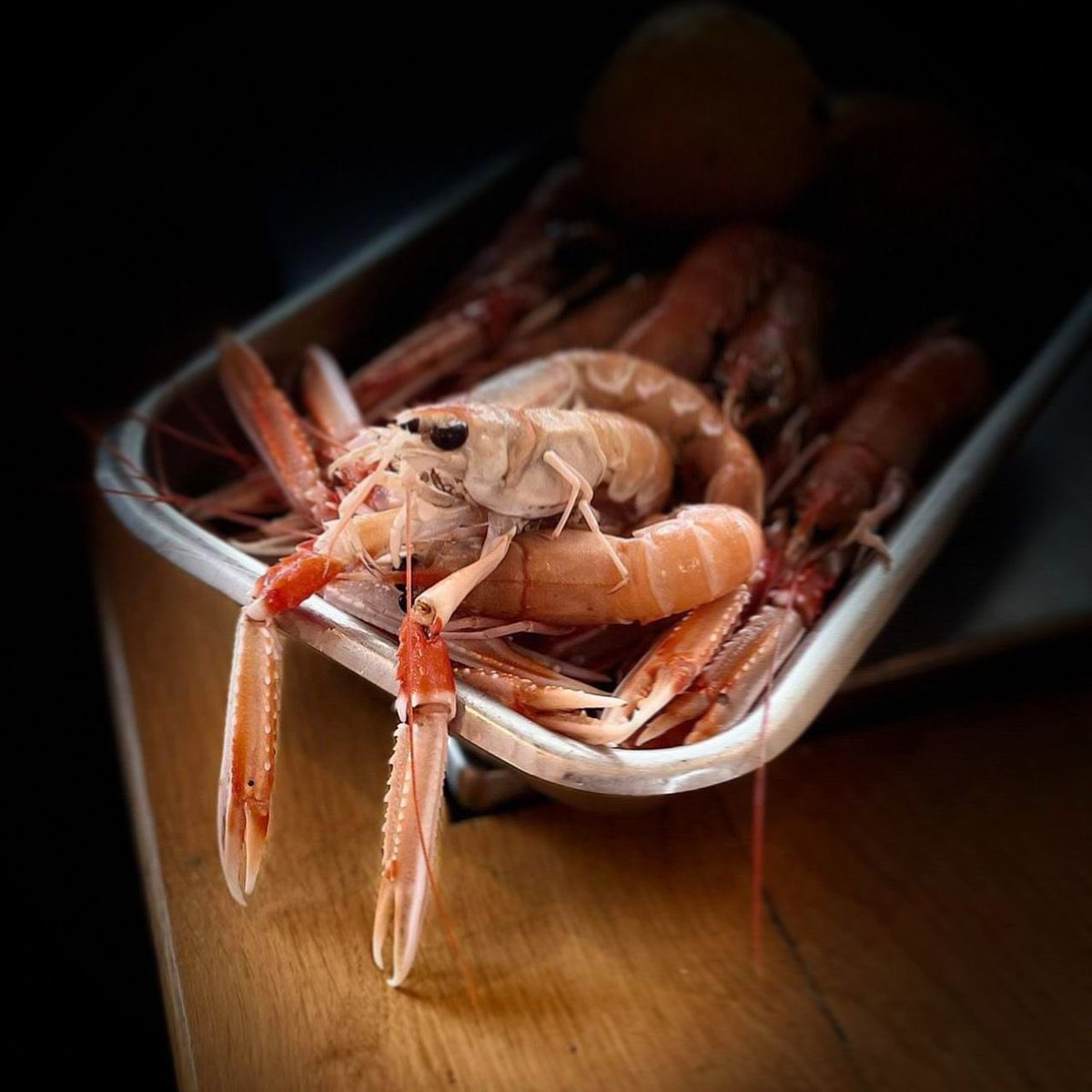 BeshoffsofHowth's tweet image. Just landed to our Fishmongers … Super fresh Dublin Bay Prawns. These bad boys fly out so be quick! 😋 #howth #dublinbayprawns #beshoffsofhowth #beshoffsthemarket #freshfish