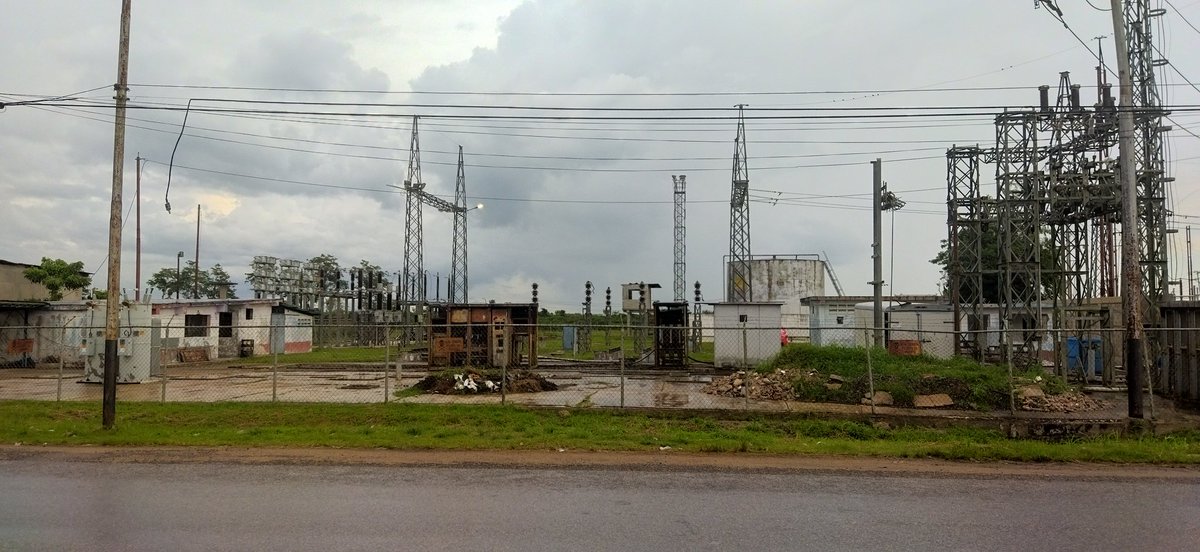 j1998_o's tweet photo. Subestación eléctrica ⚡⚠️ Tucupita #DeltaAmacuro  #Tucupita https://t.co/DOEkVKkwyu