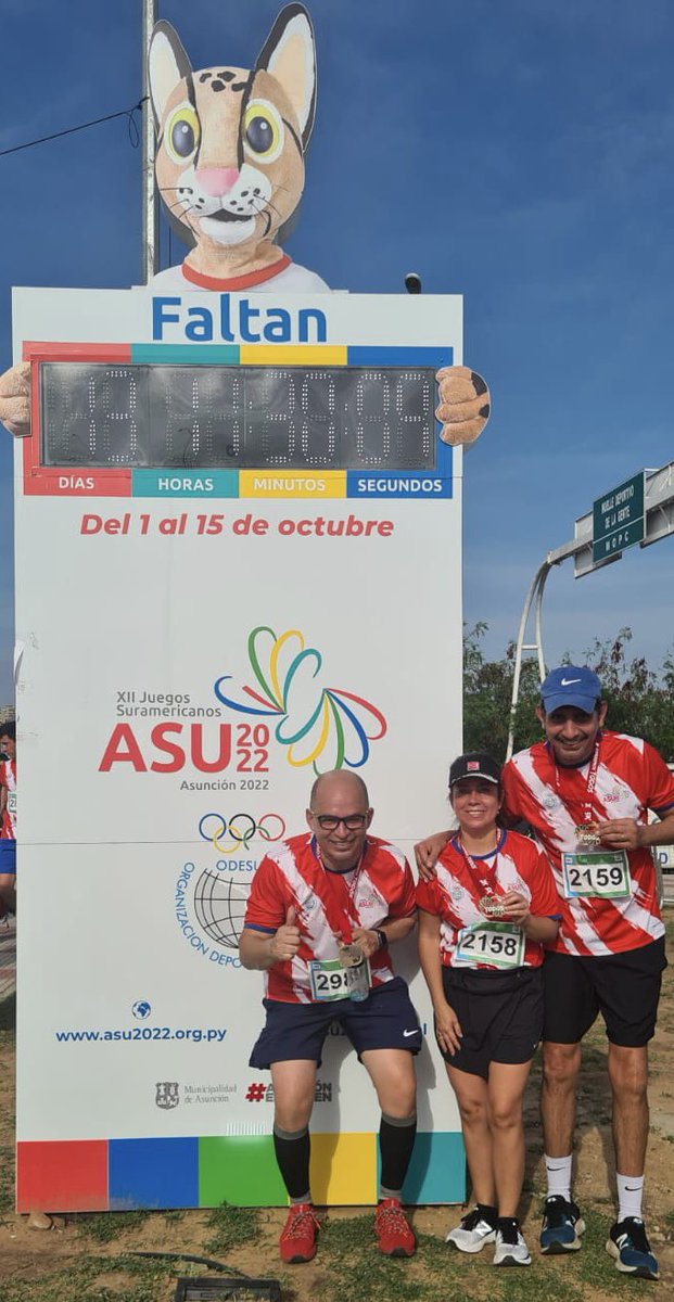 hrcastrol's tweet photo. Gran corrida con grandes amigos! 
Es buenísimo correr al lado de un terapista al @aortiz1809  y una entrenadora @dutr4l 
😂😂🙌🏻
#ASU2022 #CorremosTODOS https://t.co/hD1TVwbYOP