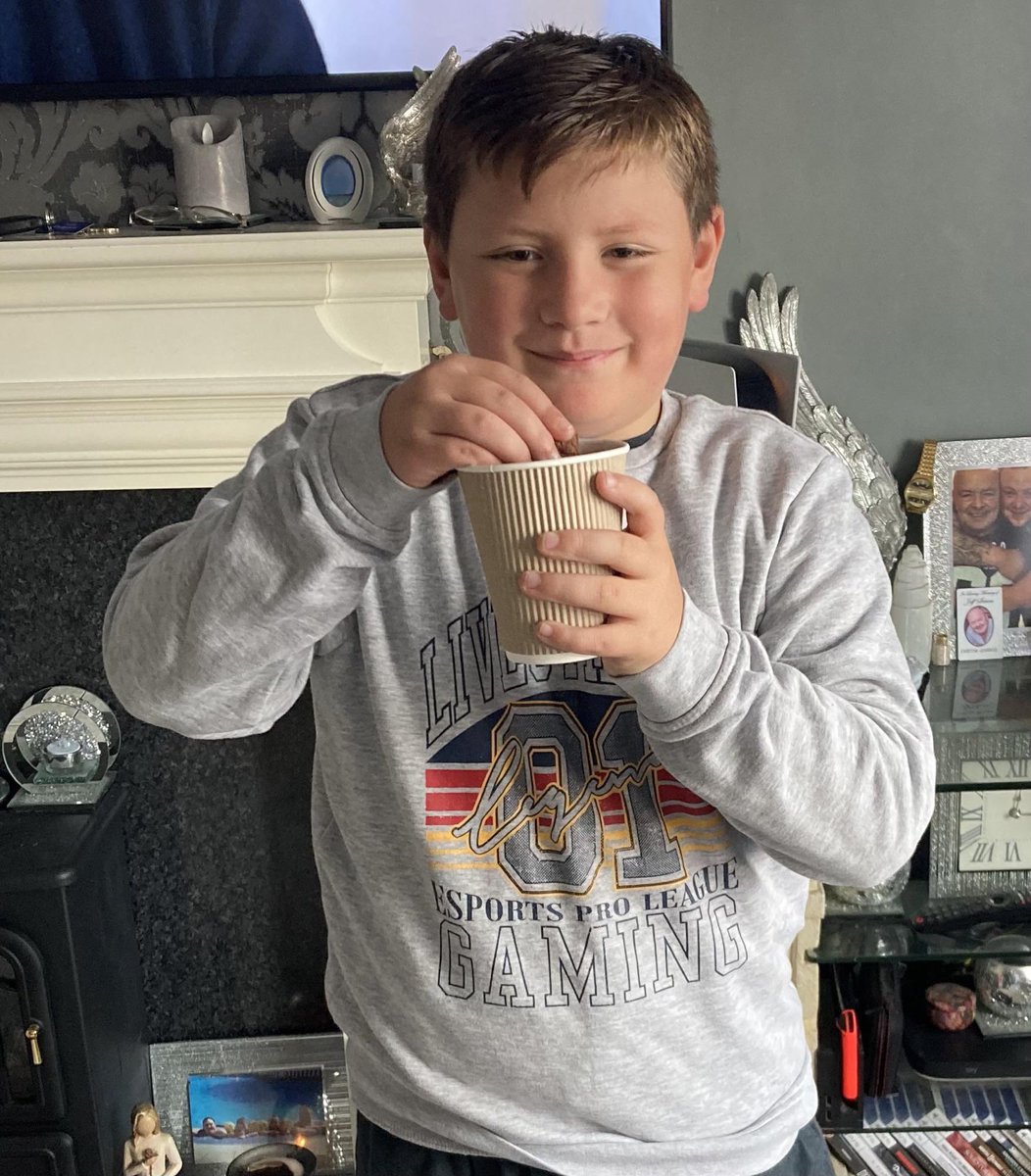 smmjjnr's tweet photo. Well done to Billy from 4CD who has won the ‘Disciple of the Week Award’. A well earned treat for someone who always goes above and beyond. #DiscipleoftheWeek #SMMJ #CatholicLife https://t.co/Sa8dngscCM