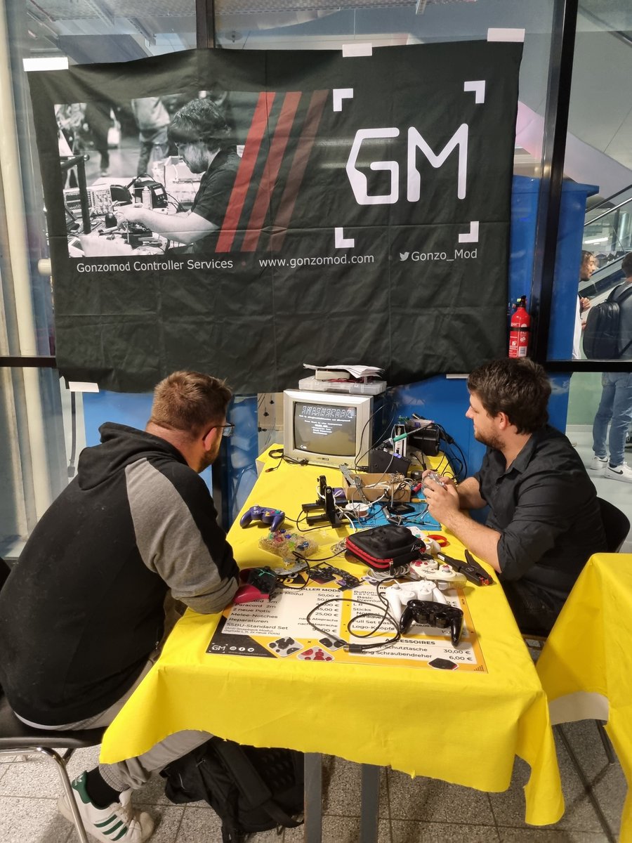 Smash Contest (@smashcontest) on Twitter photo Check out <a href="/Gonzo_Mod/">GonzoMod 🇨🇭</a>'s Controller modding booth at <a href="/herofestch/">HeroFest | 03. - 05. October 2025</a>!
He can help with any controller needs, you may have. Check out <a href="/Gonzo_Mod/">GonzoMod 🇨🇭</a>'s Controller modding booth at <a href="/herofestch/">HeroFest | 03. - 05. October 2025</a>!
He can help with any controller needs, you may have.