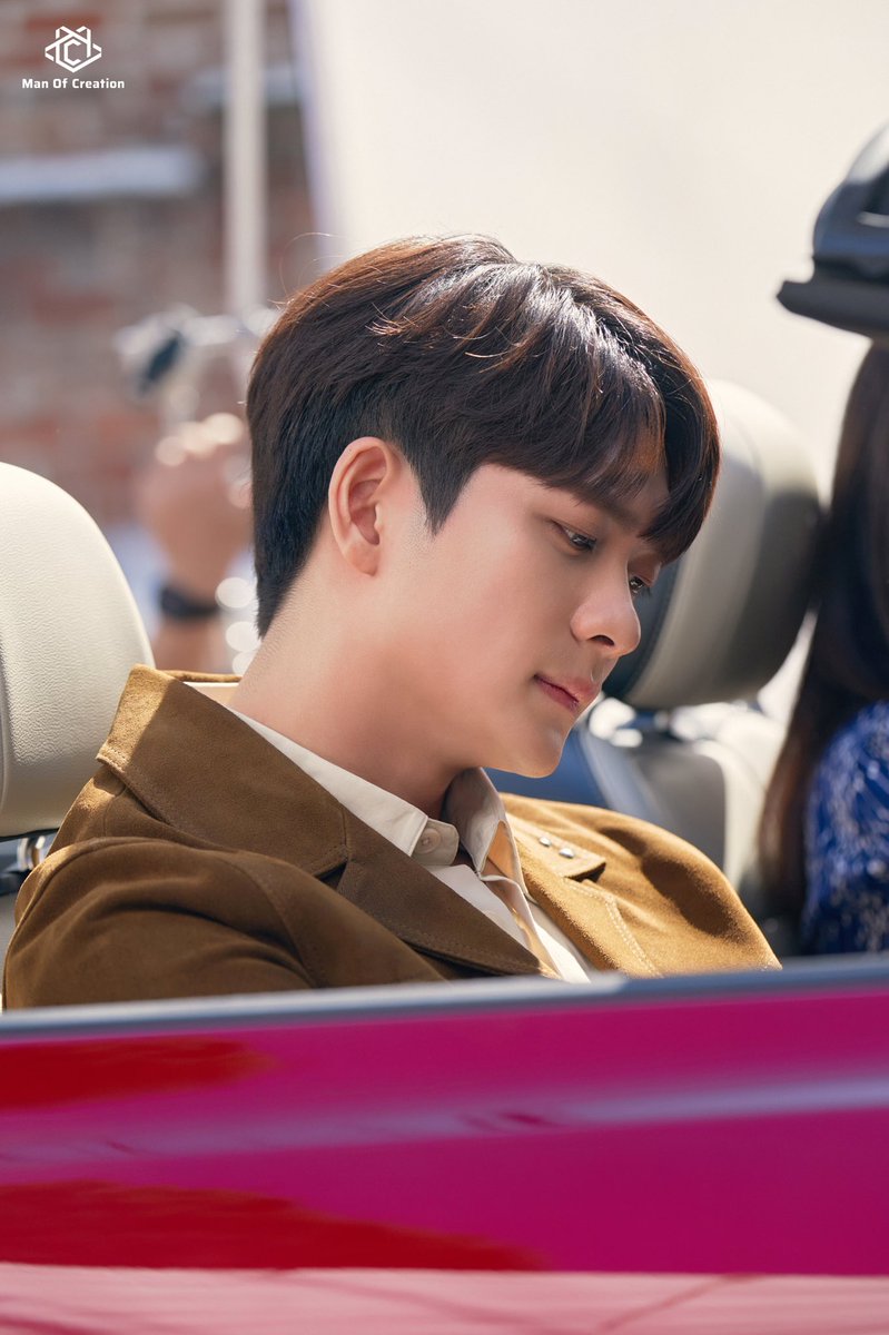ktozip's tweet photo. 아냐아냐 학생 가을딥이야? https://t.co/KstXC2UXB8