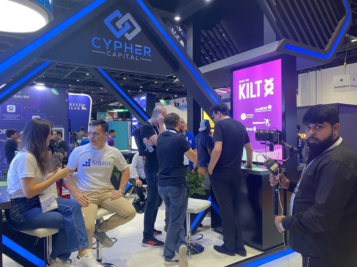 finblox's tweet photo. Our team had a blast at #FutureofBlockchainSummit - special thanks to @cypher_capital for sponsoring us at their booth! From team-building to panels to newfound connections being made - it was an epic experience, and we hope to see everyone there next year π₯° https://t.co/i9z7vvKzWf