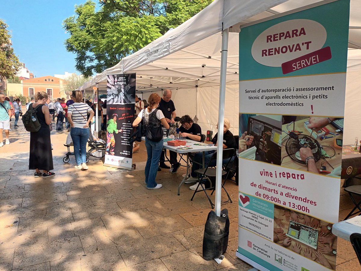 🪅Mostra d'entitats i serveis de Salut Mental de #LHospitalet avui a la rambla de la Marina.

🧩Tallers infantils, música, origami, artesania, conta-contes... per conscienciar sobre els problemes de la salut mental, tenir-ne cura i eliminar estigmes. 

#DiaMundialSalutMentalLH