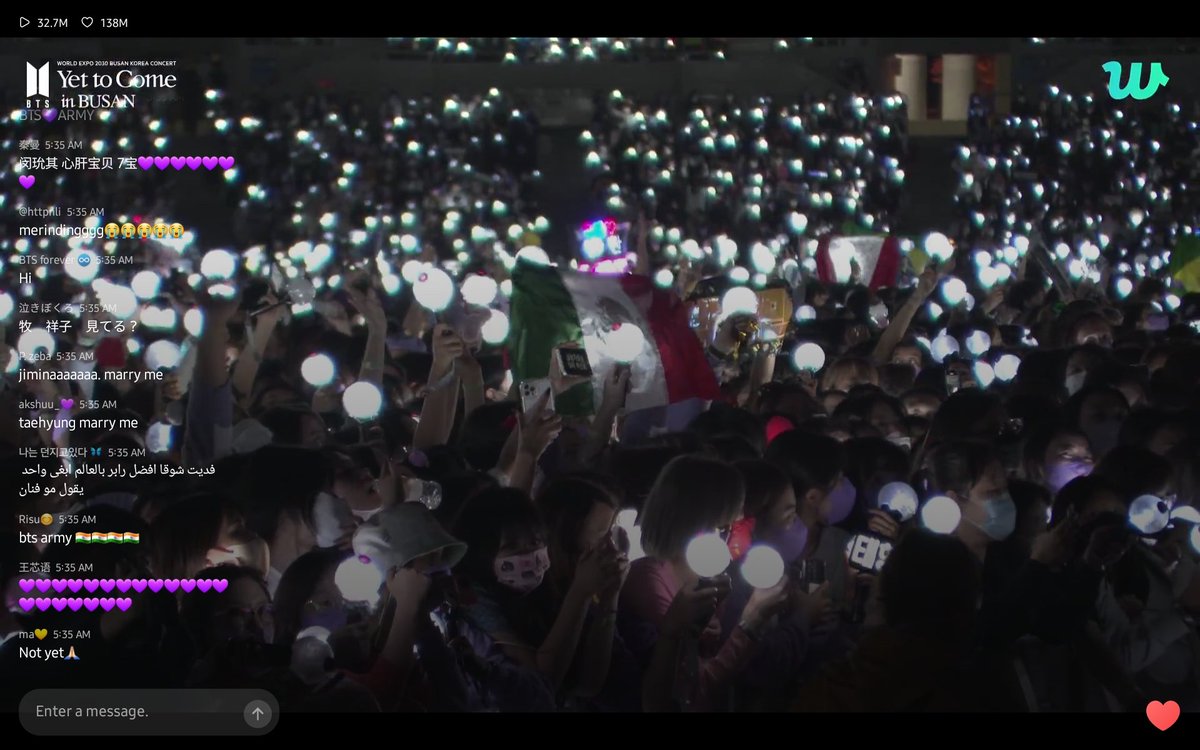 kimkaari's tweet photo. Gracias a las ARMYS que representaron a México 
#BTS_YetToCome_Weverse_LIVE #BTS쿠키_내_왕국에_안착 #YetToComeinBUSAN #YetToCome_on_Weverse_LIVE https://t.co/71HynwfjTS