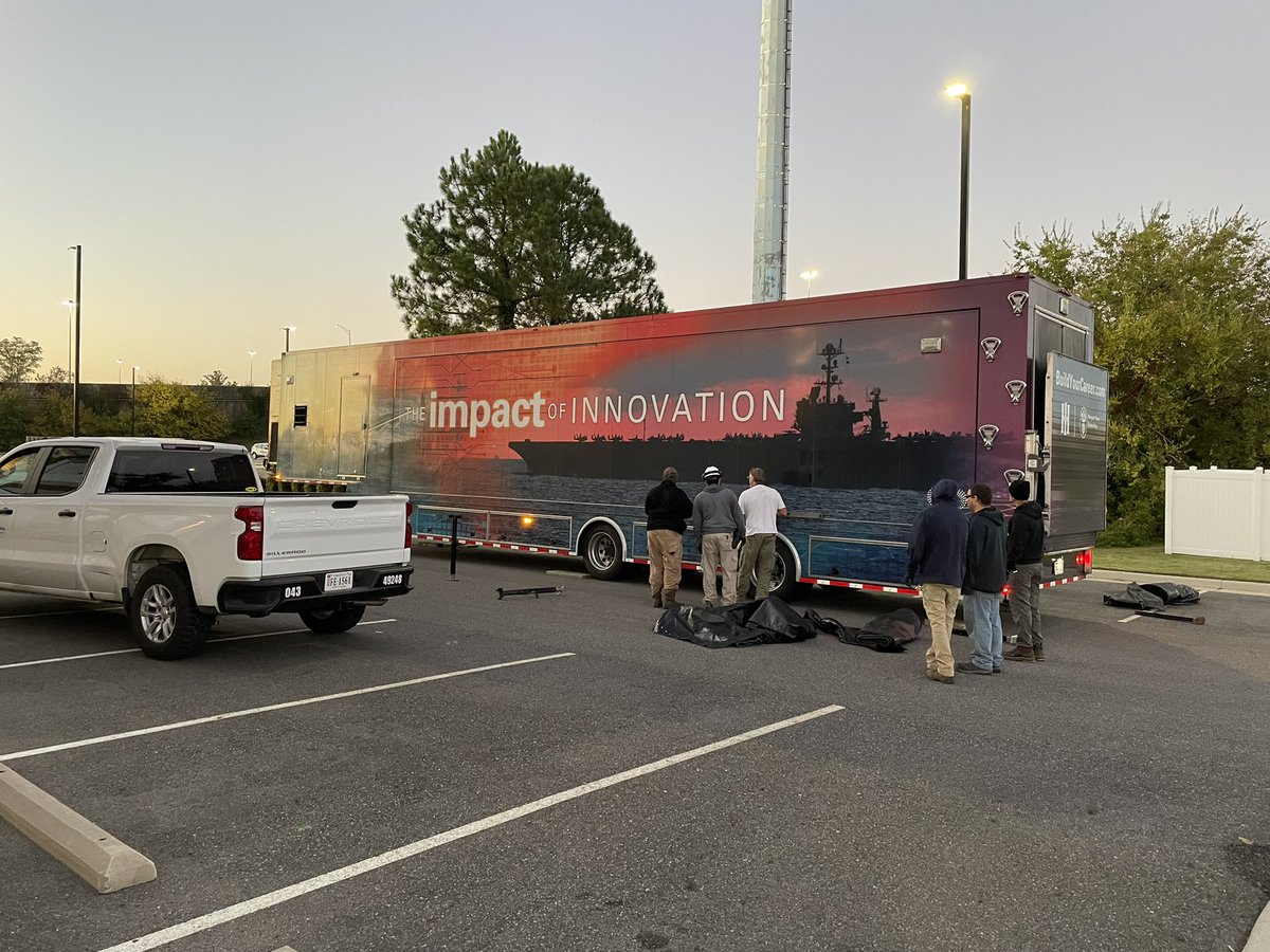 BetsyMcallister's tweet photo. Come out to the 2nd Annual STEM Exploration Community Event @BrksCrossing today from 10-2!  FREE.  Engaging speakers! Interactive activities!  NNS setting up their digital shipbuilding lab!  #HCSSTEM #weAreHCS #HamptonCitySchools https://t.co/WUpLOBLDsi