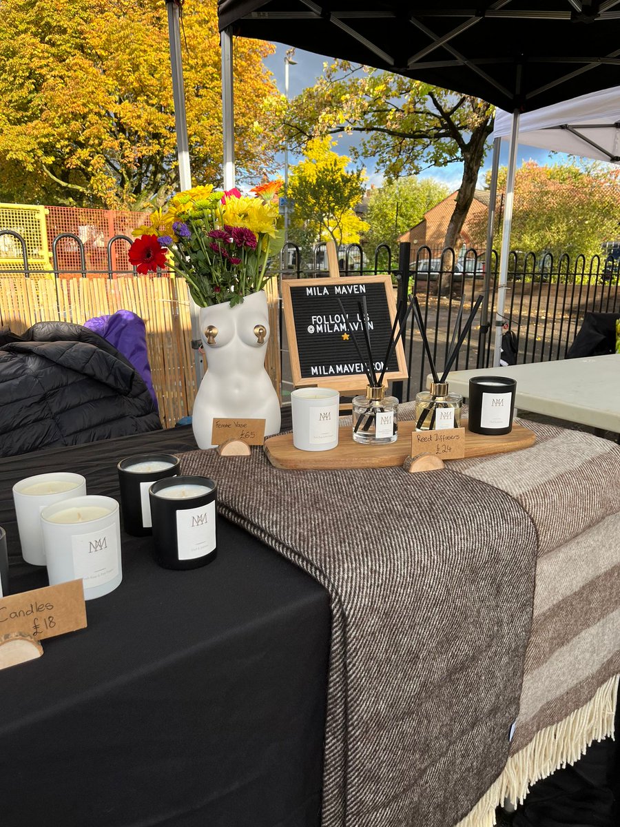 If you're in #Chorlton today make sure you head to Mila Maven's stall at <a href="/_makersmarket/">Makers Market</a> <a href="/makersmarketmcr/">The Makers Market</a>! <a href="/AnnaMMoss/">Anna Moss</a> and <a href="/tylaskyestudios/">TylaSkye</a> representing! #Manchester #SmallBusiness #makersmarket