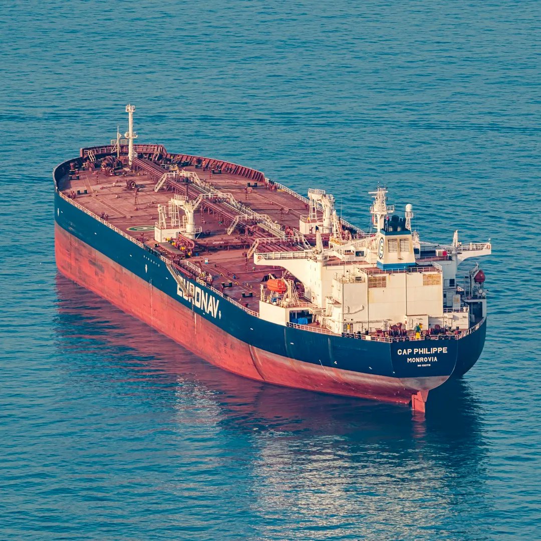 KiteObserver's tweet photo. Cap Philippe Crude Oil Tanker - more high quality photos and panoramas at https://t.co/dd2ICkJoFw

#shipspotting #shipspotter #ship #vessel #capphilippe #Philippe #Crude #crudeoil #crudeoiltanker #oilandgas #merchantnavy #lifeatsea #euronav @euronav #Saturday #SaturdaySocial https://t.co/hzmo8CHVSl