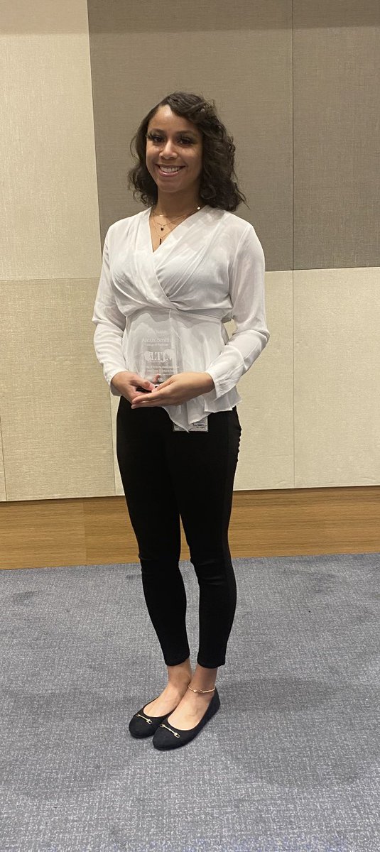 Congratulations to our rising star and ‘torch bearer’ Alexis Smith who received an excellence award at the 31st Lyman T Johnson Awards Recognition  👏