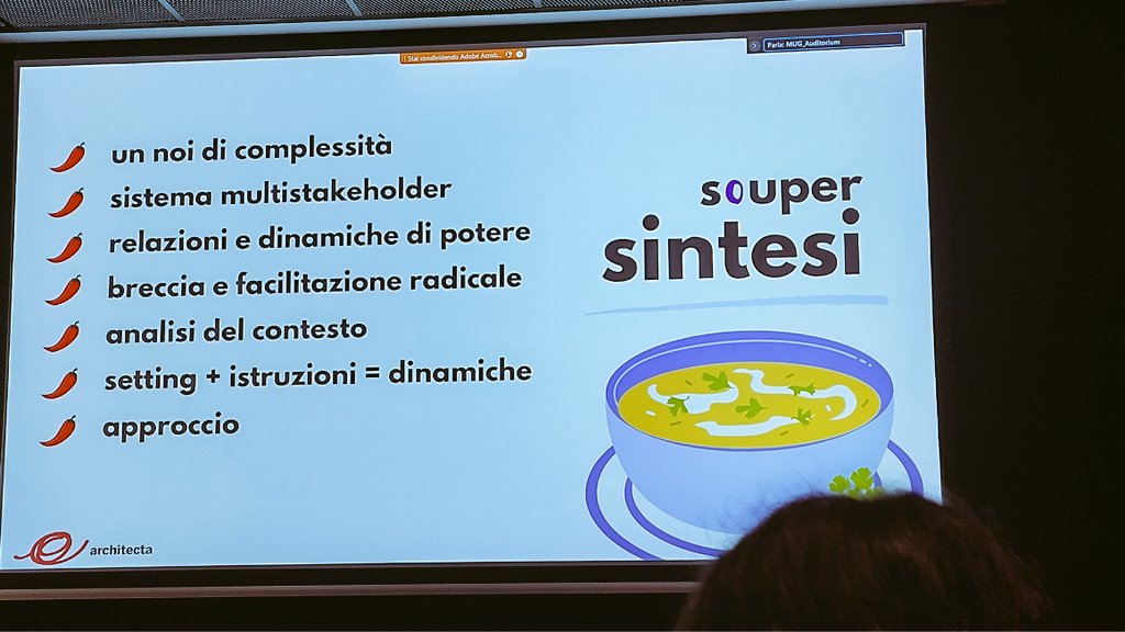 Cosa vuol dire #facilitare in s(o)uper sintesi, ce ne parla <a href="/TSorichetti/">Tommaso Sorichetti</a> al Summit #IIAS22 #sottolasuperficie di <a href="/ArchitectaIA/">Architecta</a>