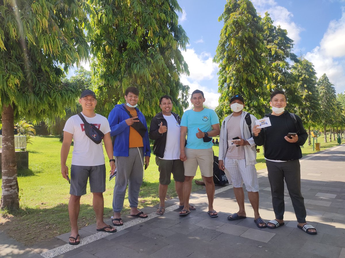 DewataMonmon's tweet photo. Keseruan Comday Litwick bersama Team Monmon Dewata.
Terimakasih temen monmon yang sudah datang ke renon meramaikan comday bagi temen monmon yang gak sempat datang semoga comday bulan depan bisa bergabung lagi🎉🎉🙏🙏
@PoGo_Indonesia
#pokemongocomunityday https://t.co/sfefJlSFTd